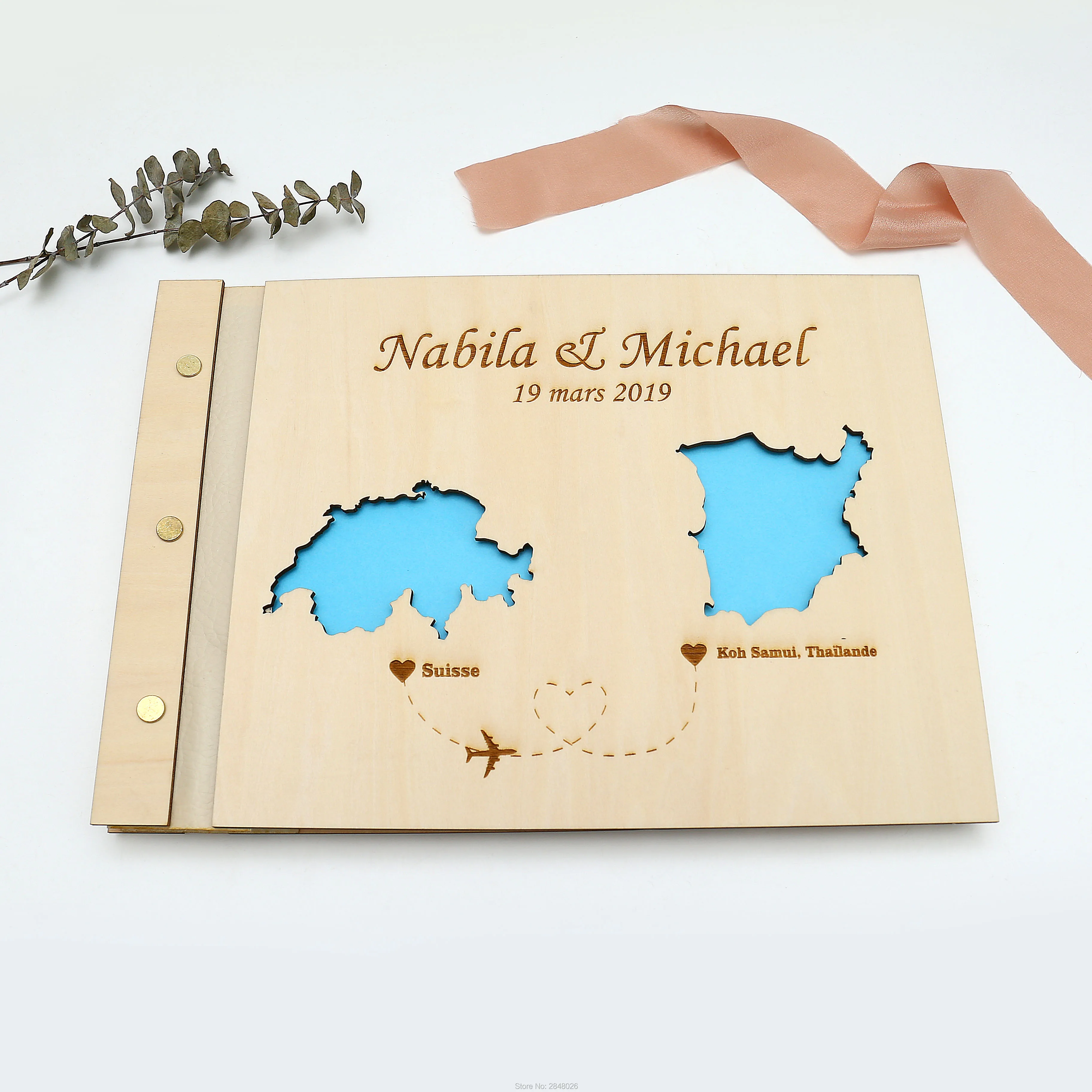 Custom Star Map - 素朴な彫刻が施された結婚式のゲストブック、カスタム木製ウェディングマップゲストブック、アルバム内のパーソナライズされた長い目的地